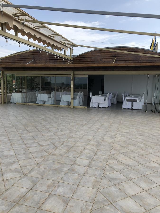 Selefkos Palace Igoumenitsa Exteriör bild